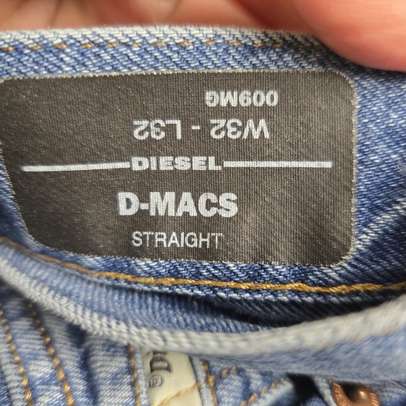 Diesel Industry D-Macs Straight Leg Button Fly Blue Jeans Size 32x30 Italian - Picture 10 of 10